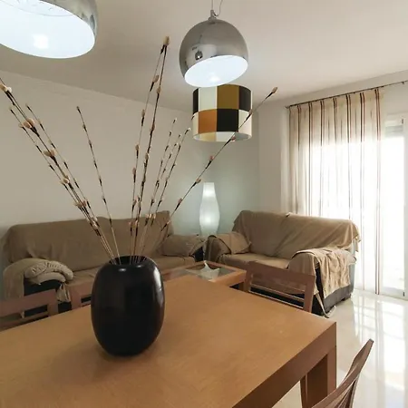 Amazing In With 3 Bedrooms And Wifi *
