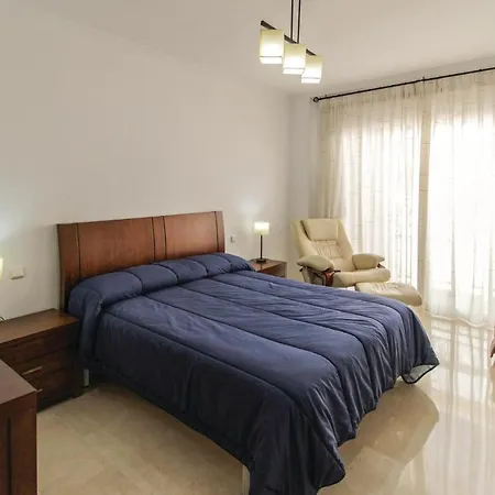 Amazing In With 3 Bedrooms And Wifi Appartement Estepona