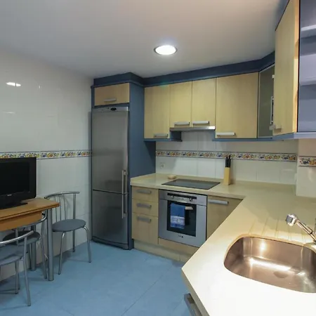 Appartement Amazing In With 3 Bedrooms And Wifi *