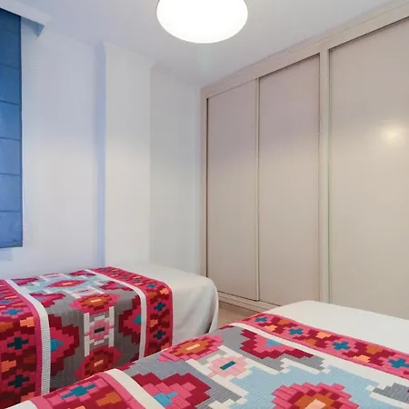 Amazing In With 3 Bedrooms And Wifi *